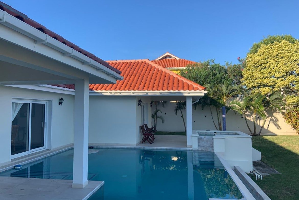 Pool Of Luxury Home for Sale in Cap Estate Saint Lucia