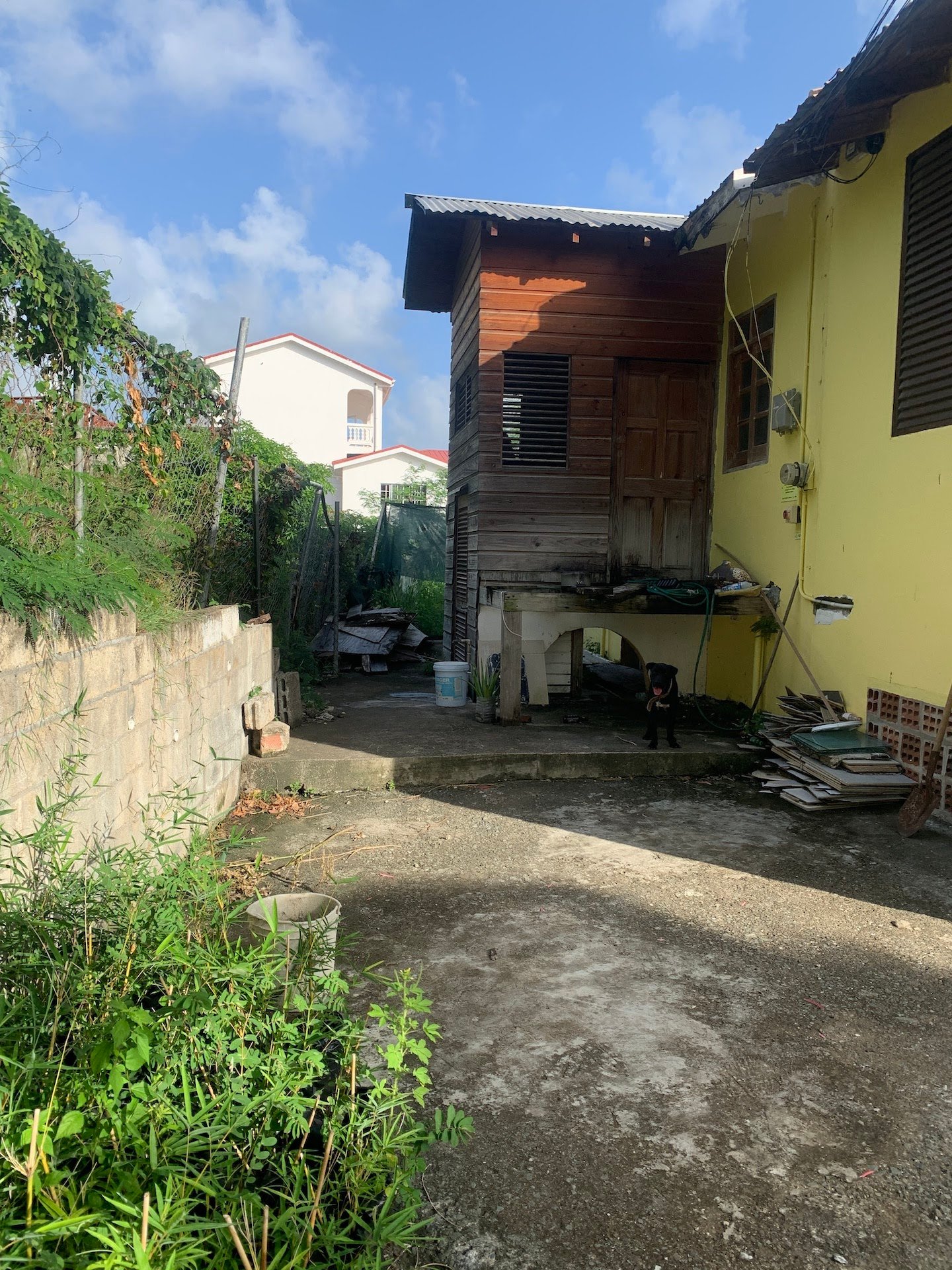 Home and Mixed-Use Land for Sale in Gros Islet