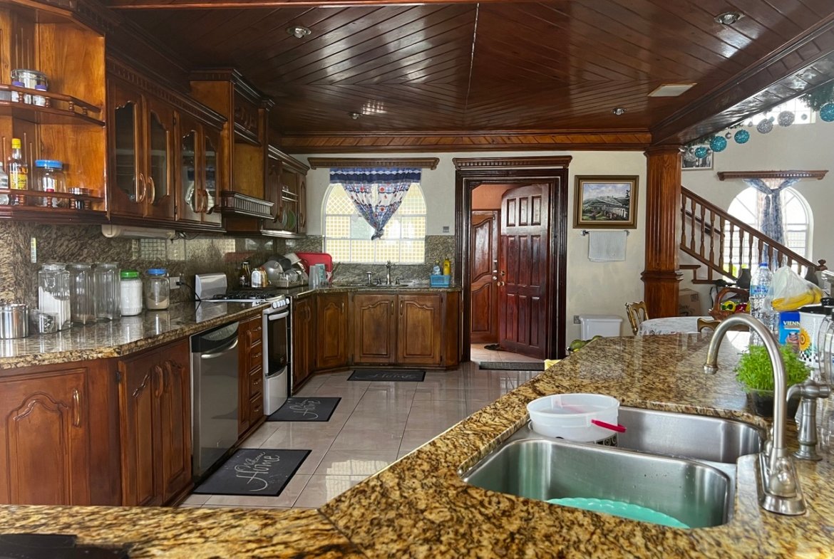 Bed and Breakfast for Sale in Savannes Bay - Saint Lucia
