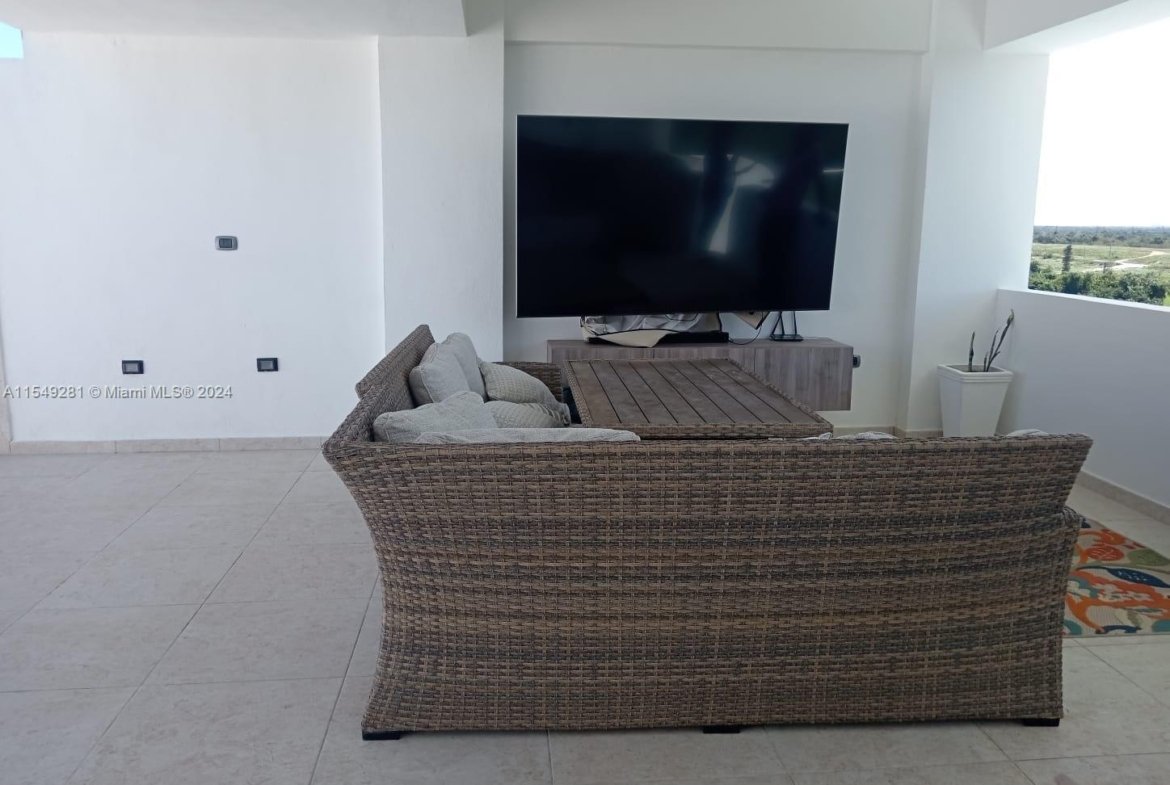 Hard Rock Penthouse for Sale in Caribbean 9
