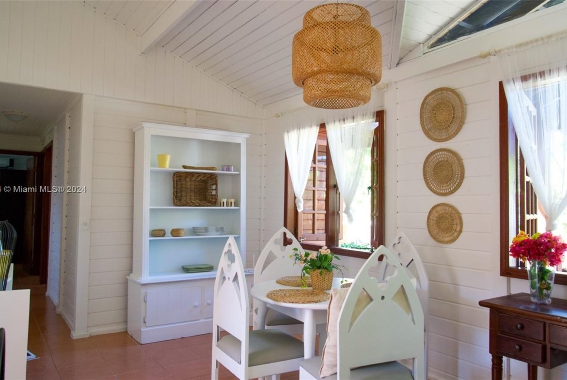 Kitchenette of Home with large Jacuzzi